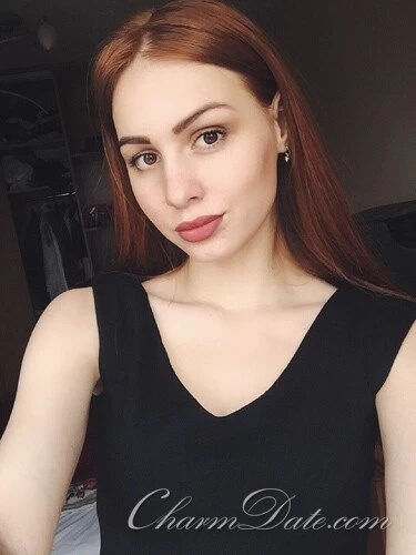 Maria, 24