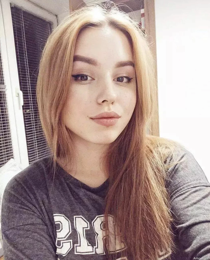 Victoria Kamila, 20