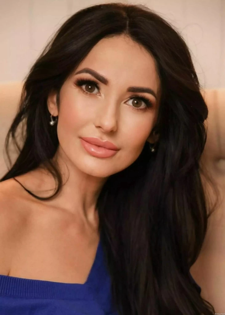 Marina, 50