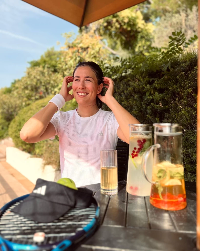 Marina, 49