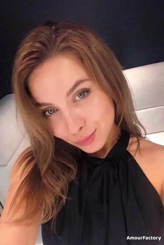 Nadezhda, 22